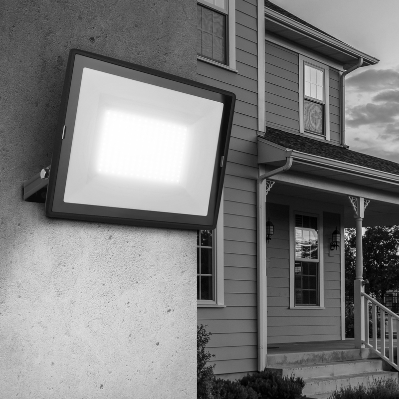 Прожектор LED СДО 06-2x50Ш штатив 6500К IP65 черный IEK